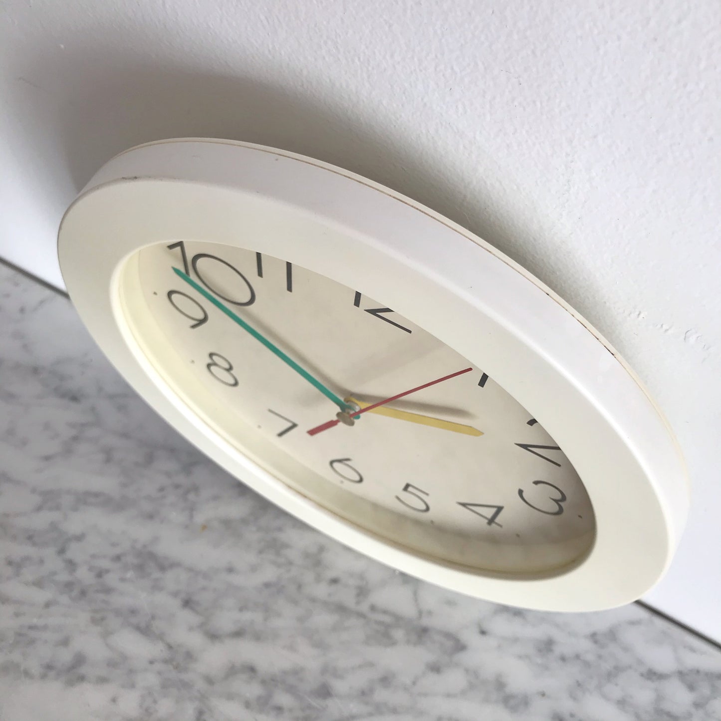 Vintage Post-Modern Analog Wall Clock