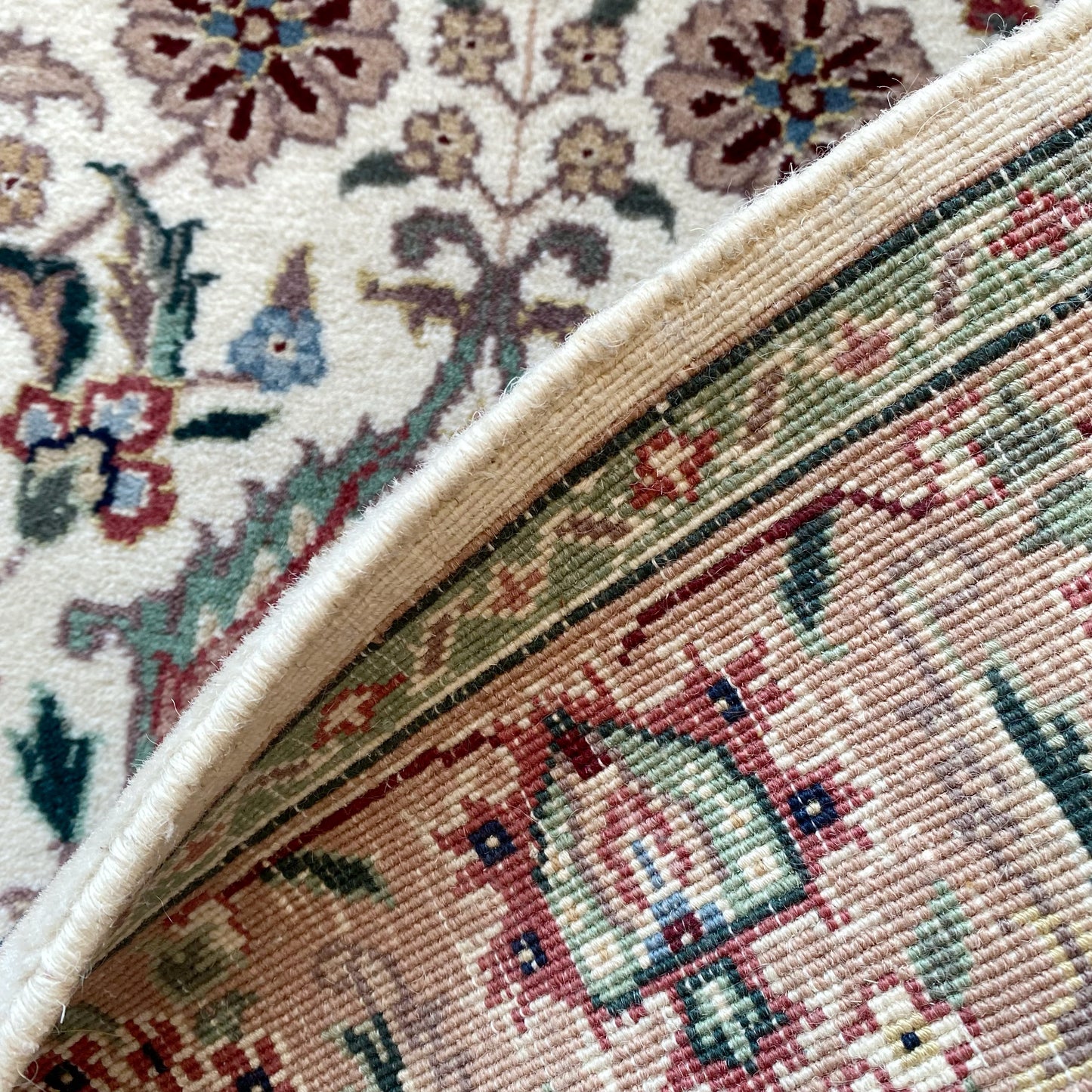 BAILEY Vintage Hand-knotted Rug (2'7" x 4'5")