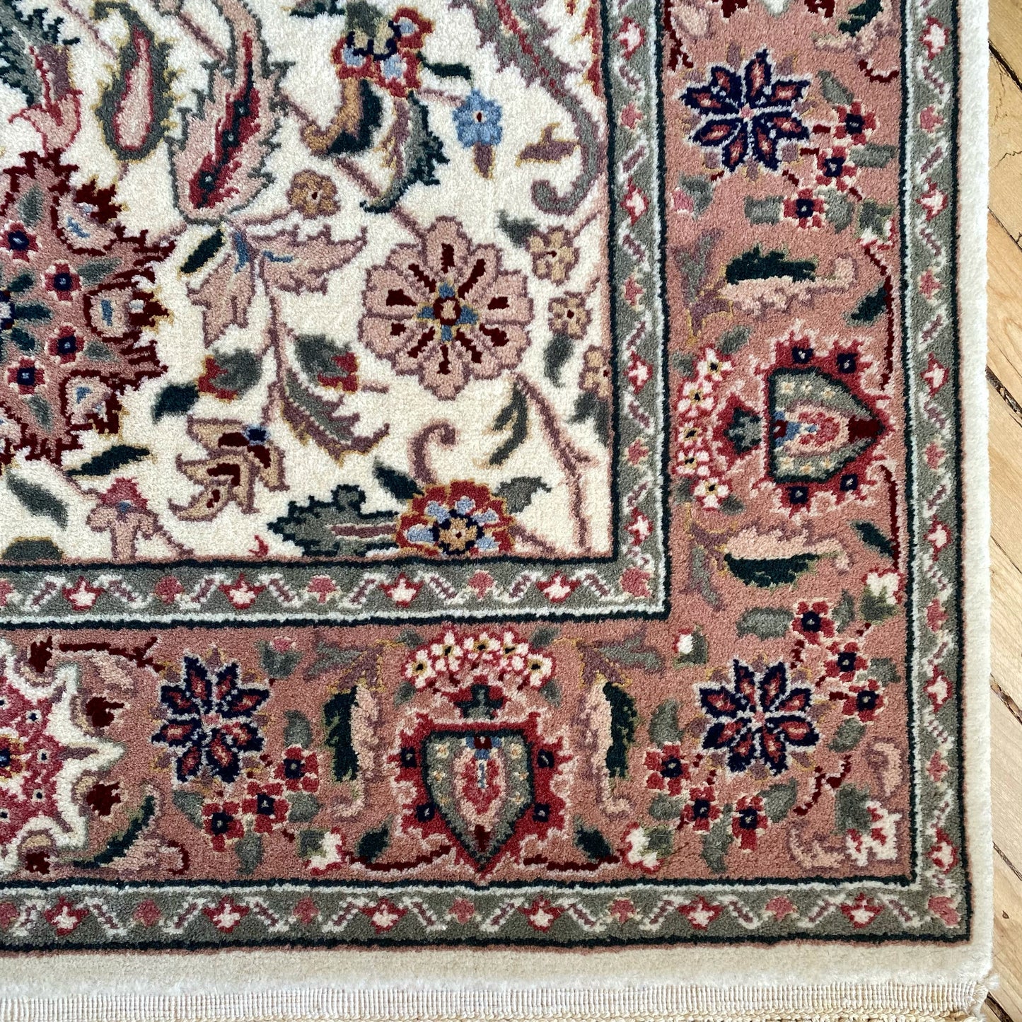 BAILEY Vintage Hand-knotted Rug (2'7" x 4'5")