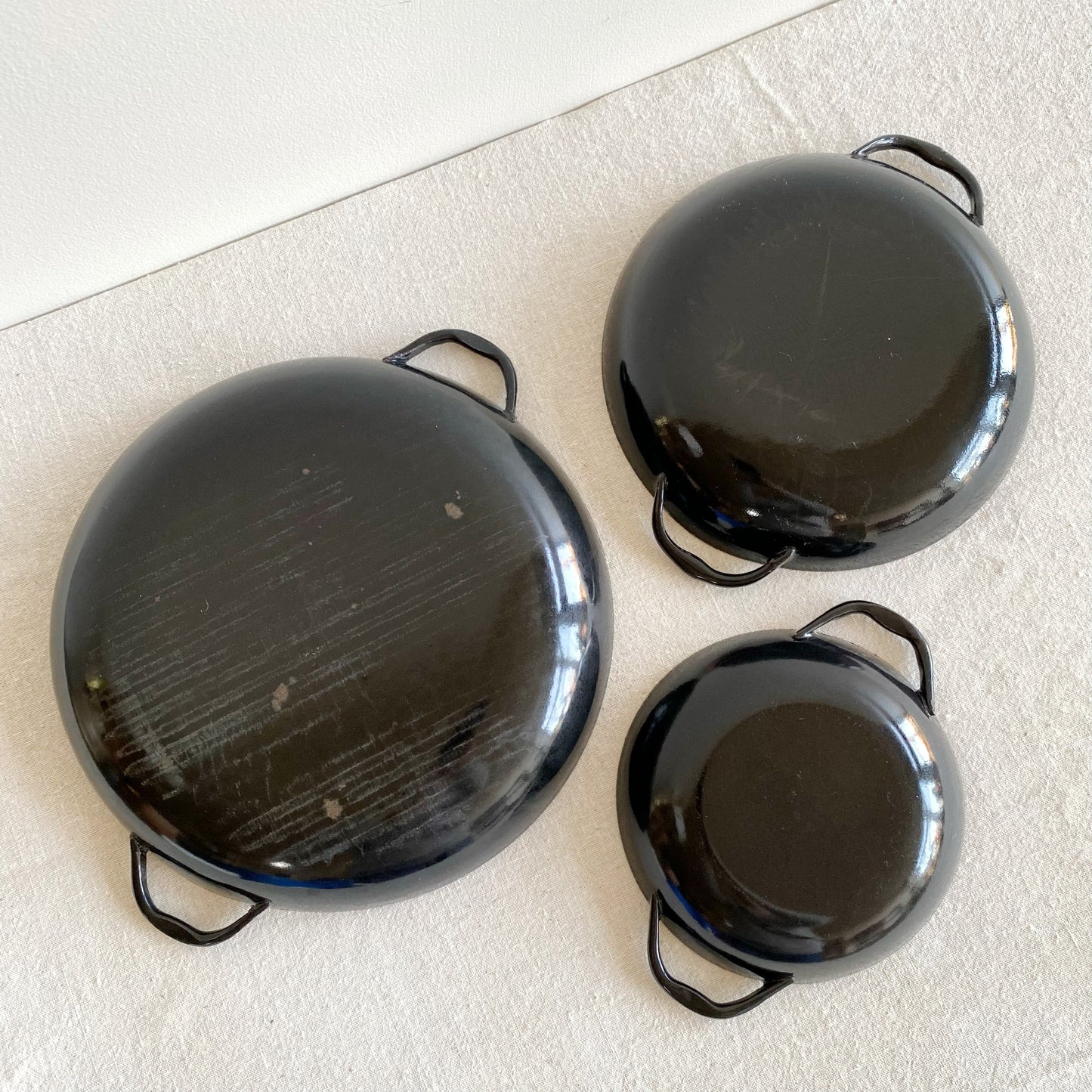 Set of 3 MCM Enamel Pans, Primary Colors
