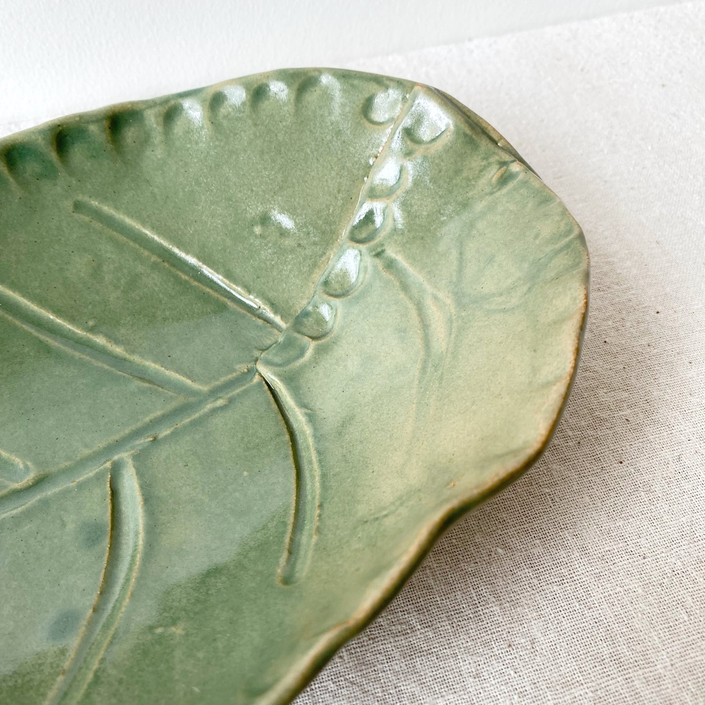 Vintage Stoneware Leaf Bowl