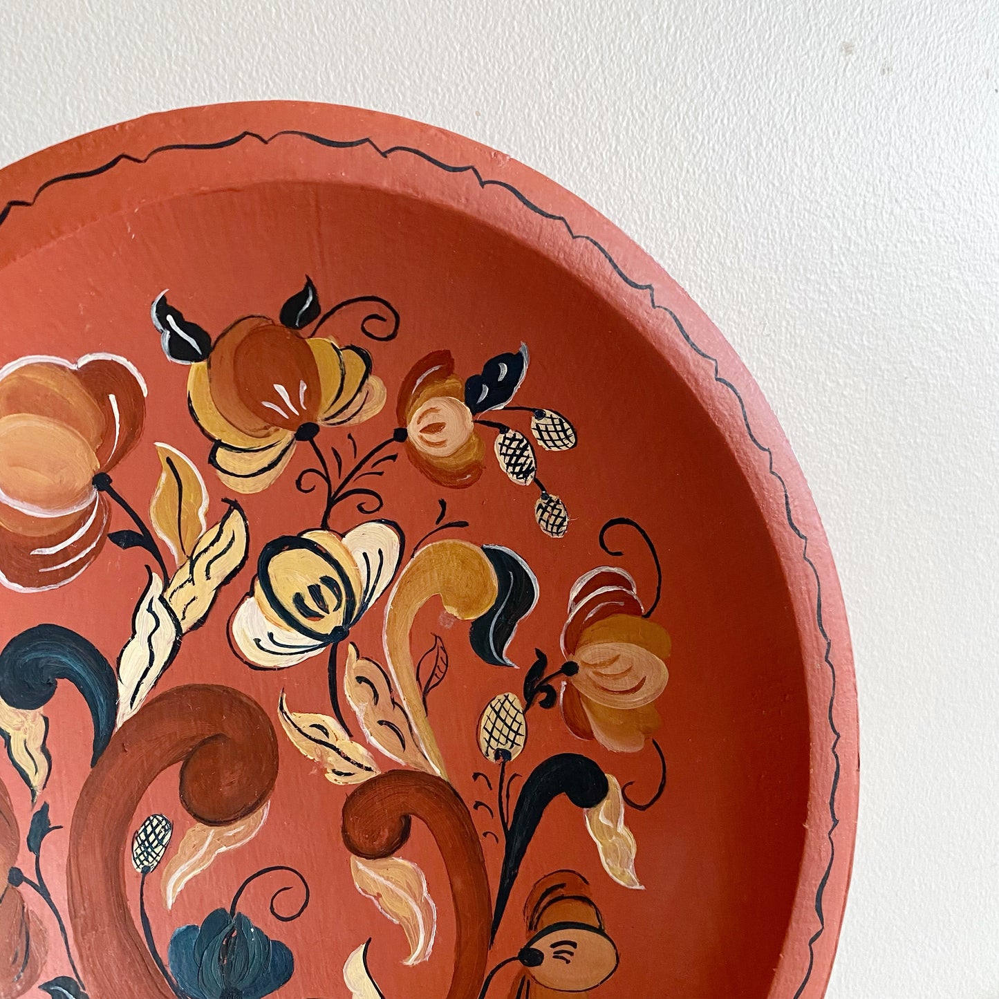 Vintage Scandinavian Rosemaling Bowl