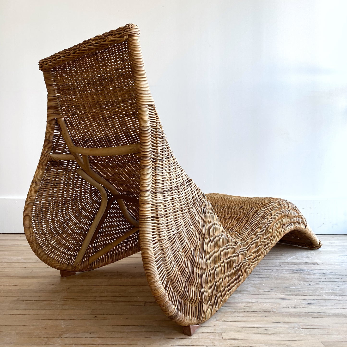 Vintage Sculptural Wicker Chaise Lounge Chair