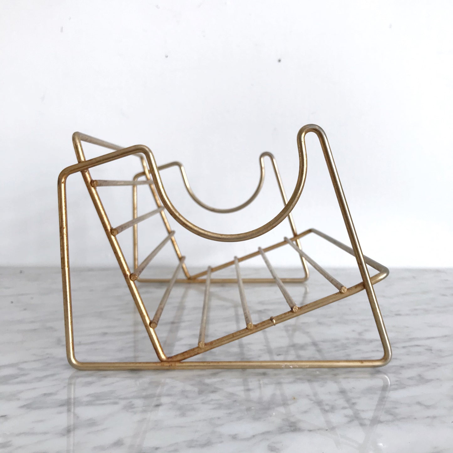 Vintage Gold Wire Book Holder