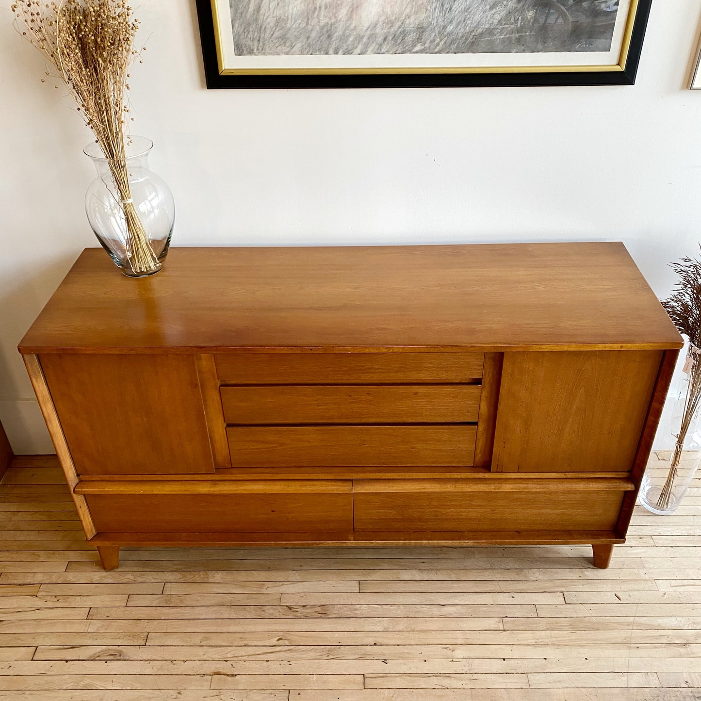 Vintage Mid-Century Credenza / Buffet