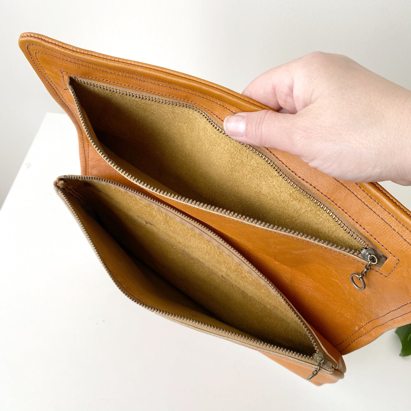 Vintage 1970’s Leather Folding Clutch Purse