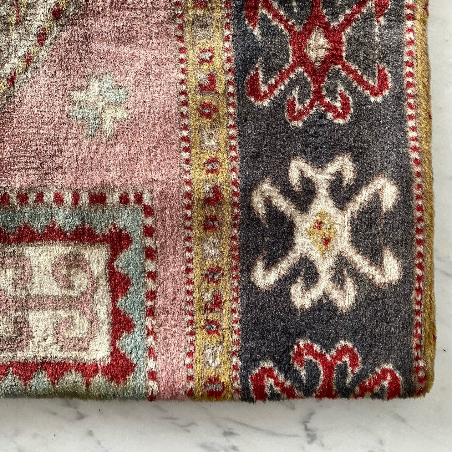 Turkish Hand-knotted Pillow Cover (14” x 14”)