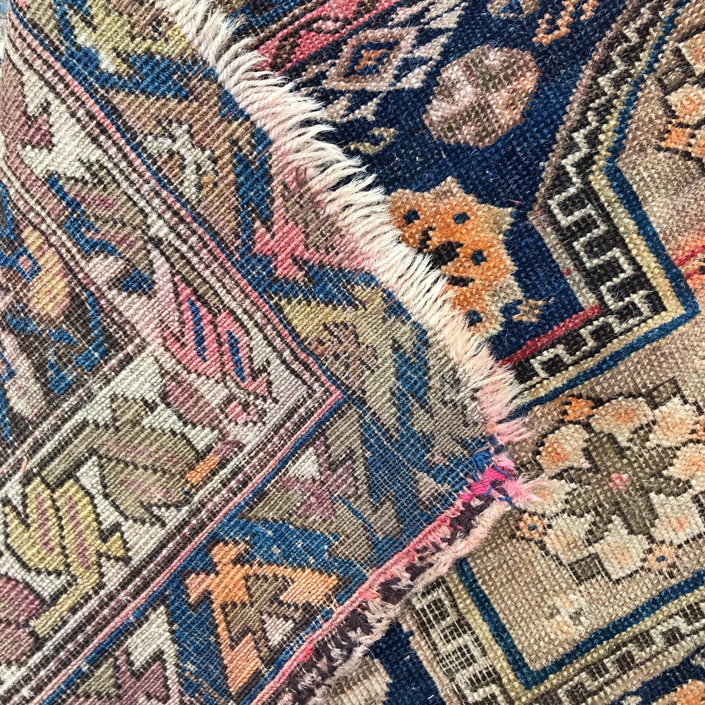 “REMINGTON” Antique Hand-knotted Rug (4.9 x 3.9)