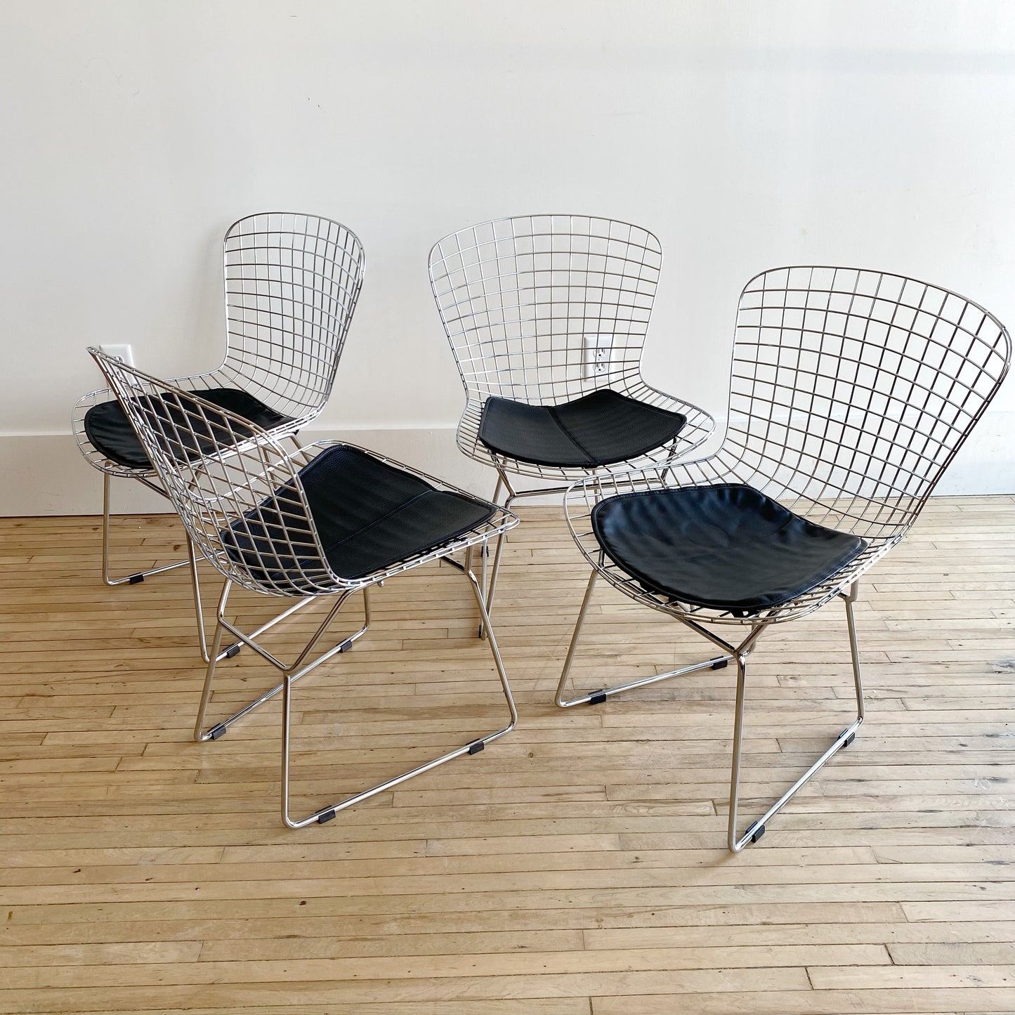 Set of 4 Bertoia-Style Chairs