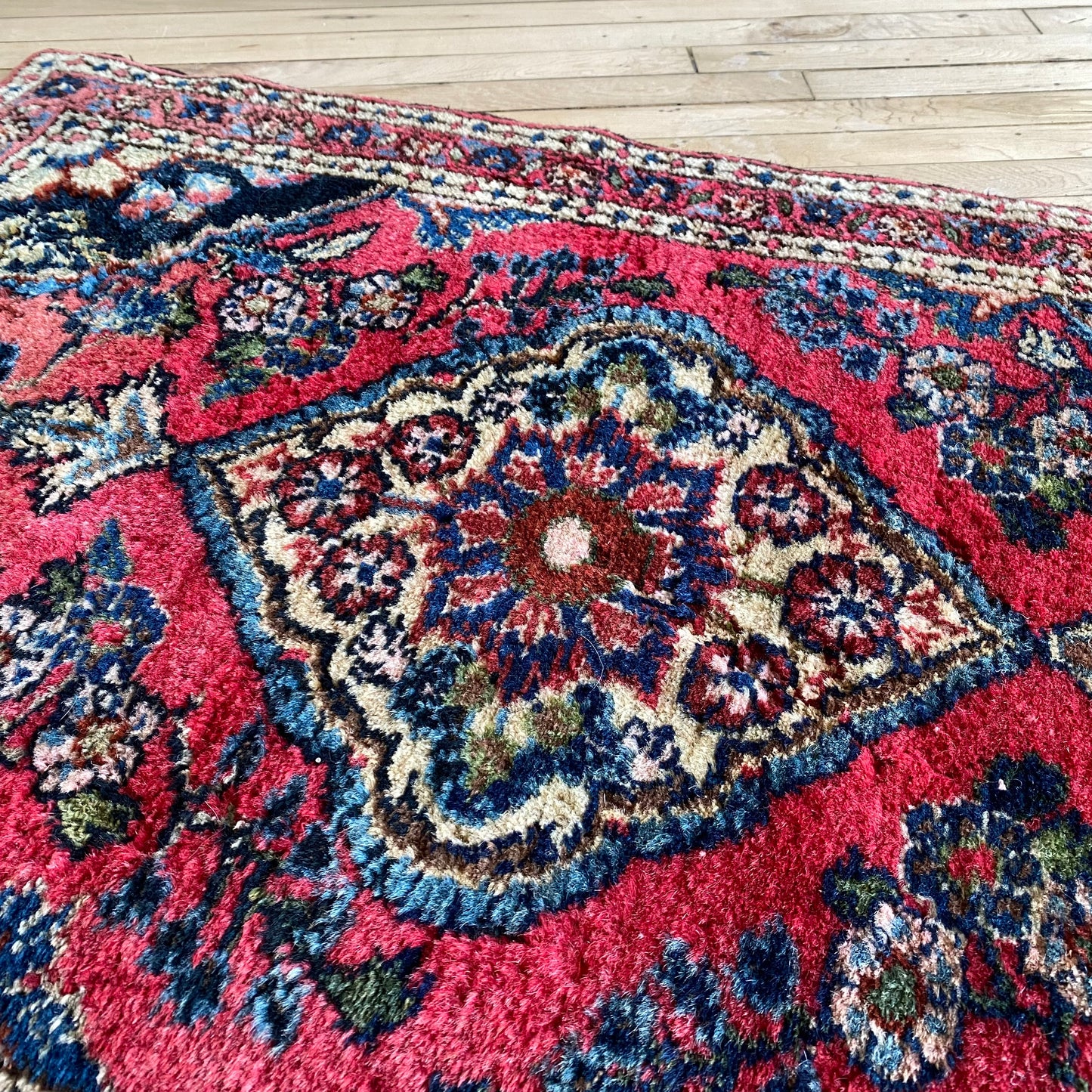 "LULA" Vintage Hand-knotted Persian Rug (2' x 2'11")