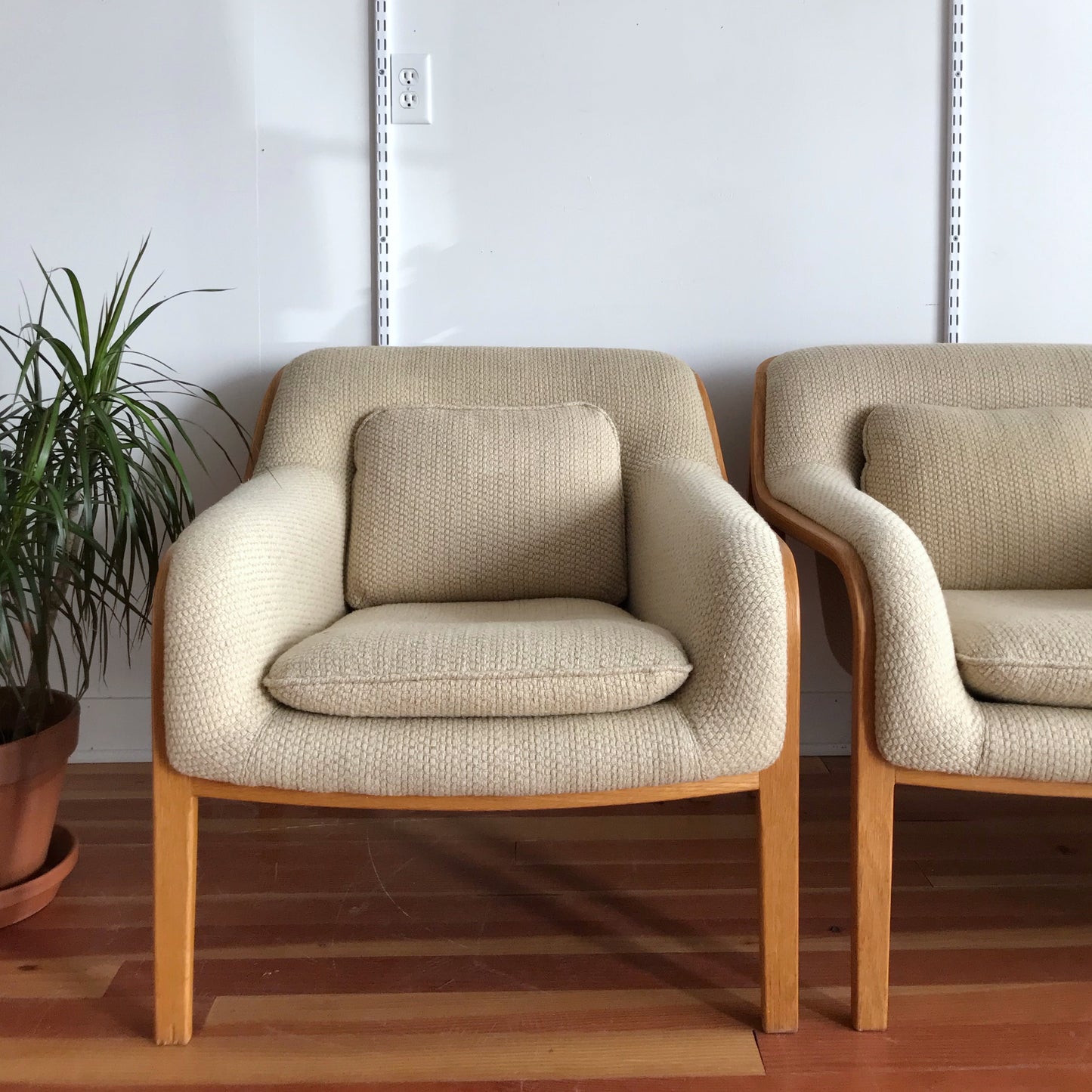 Vintage 1970’s Knoll Bent Wood Armchair by Bill Stephens