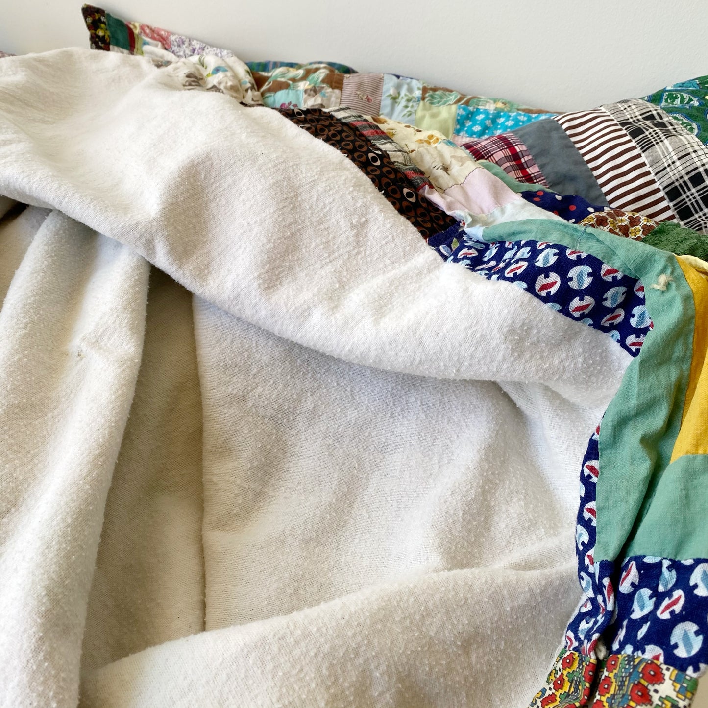 Vintage Log Cabin Quilt (73" x 84")