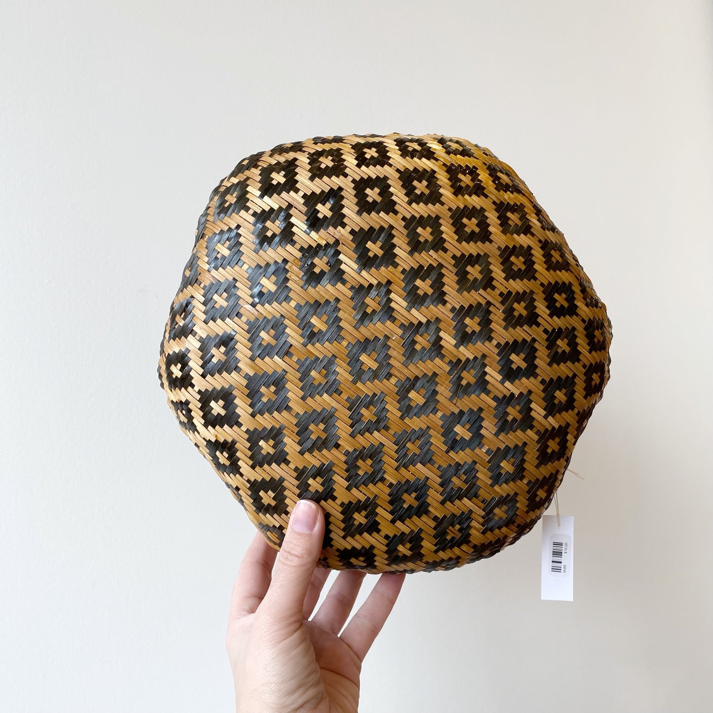 Vintage Woven Wicker Basket, Black Diamond