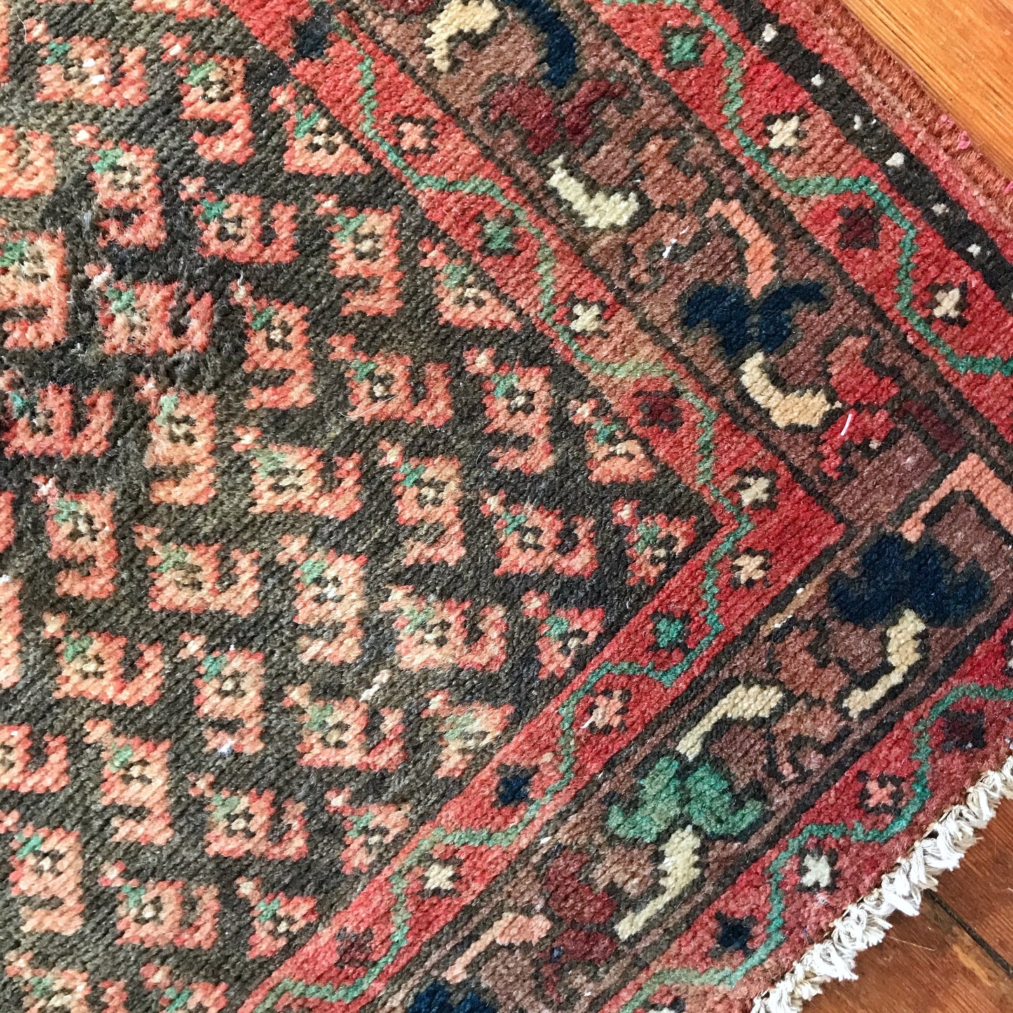 "EMMA" Vintage Hand-knotted Rug (3.4 x 4.9)