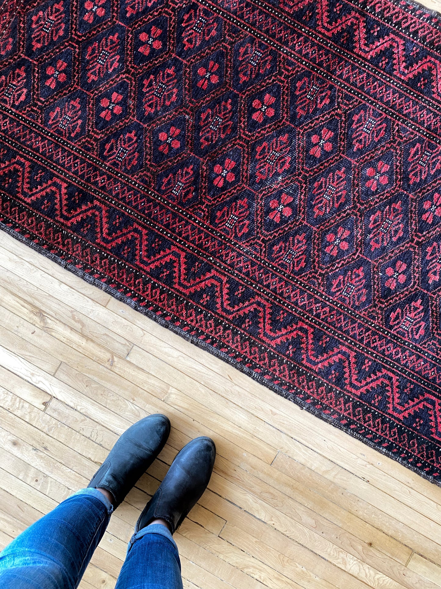 TEGAN Vintage Hand-knotted Oriental Wool Rug (3' 1.5" x 6' 4")