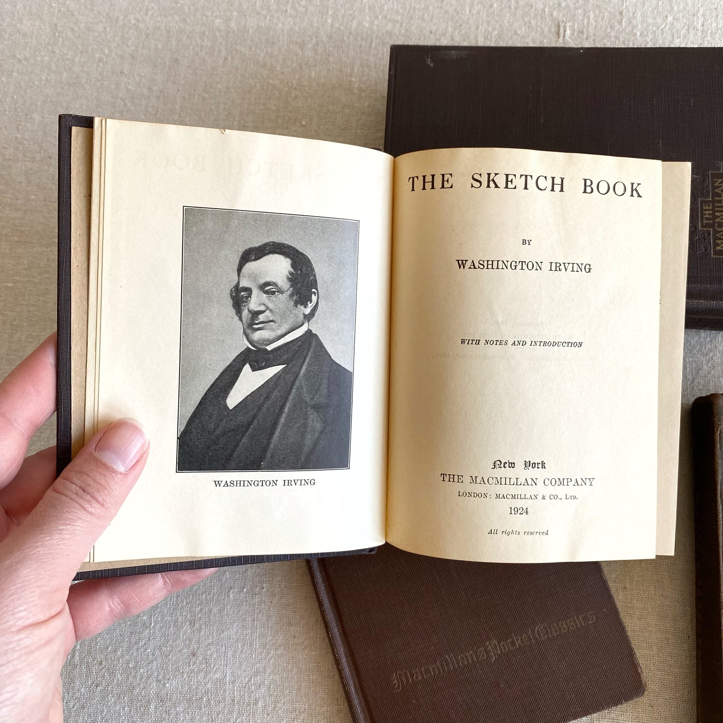 Set of 5 Antique Books “The Macmillan Pocket Classics“