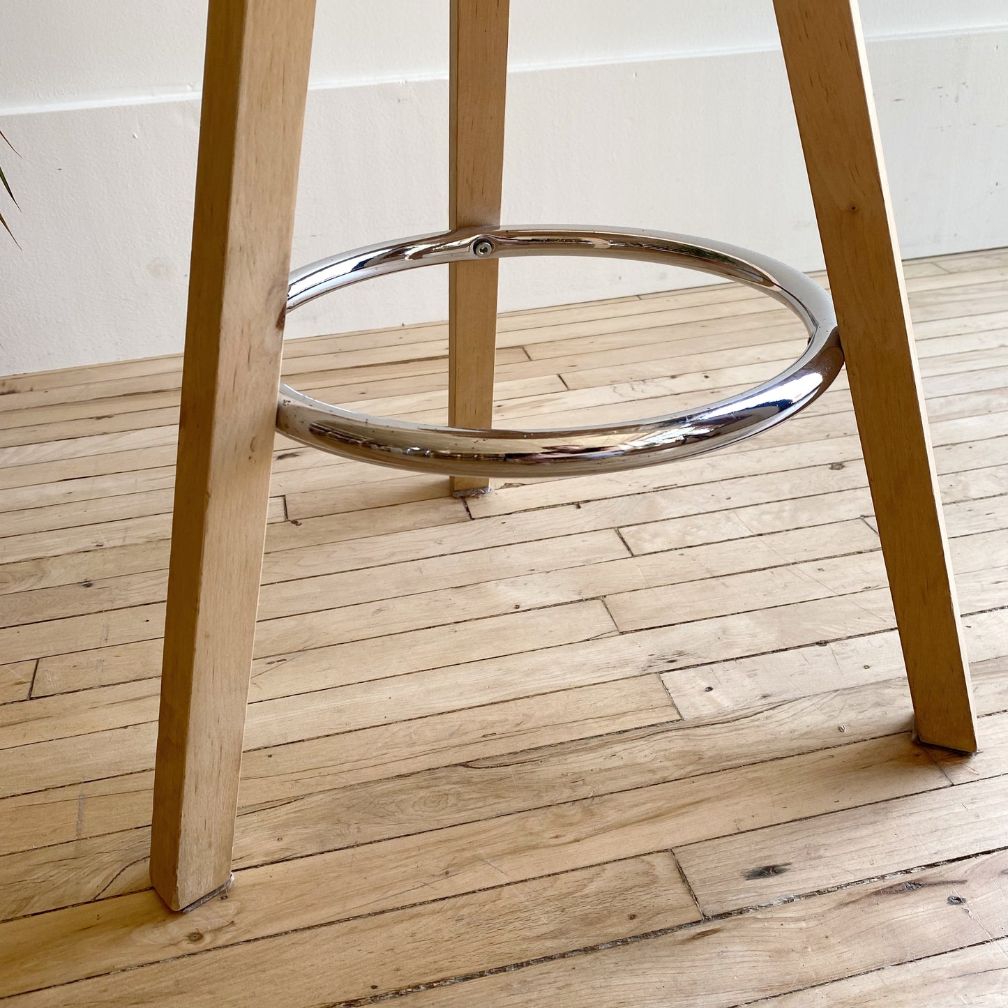 Natural Wood Stool, Adjustable Height