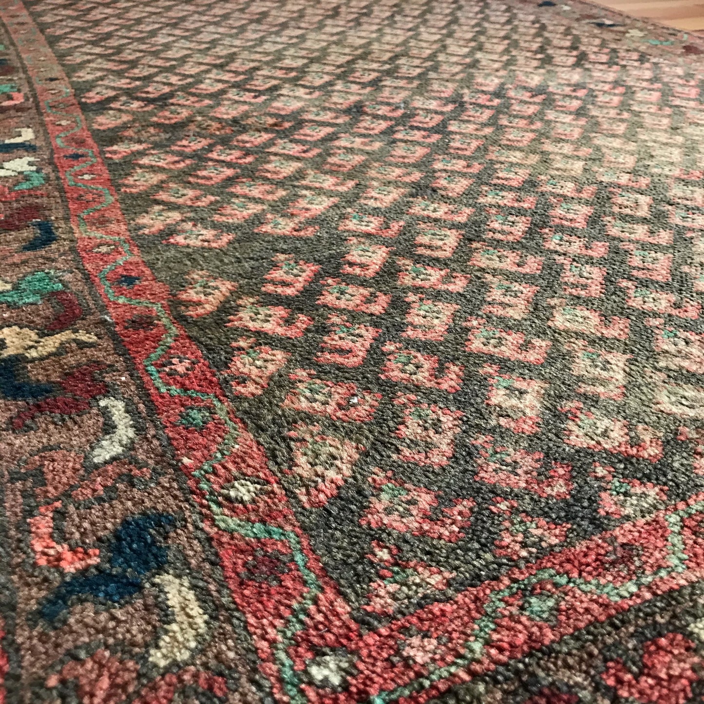 "EMMA" Vintage Hand-knotted Rug (3.4 x 4.9)