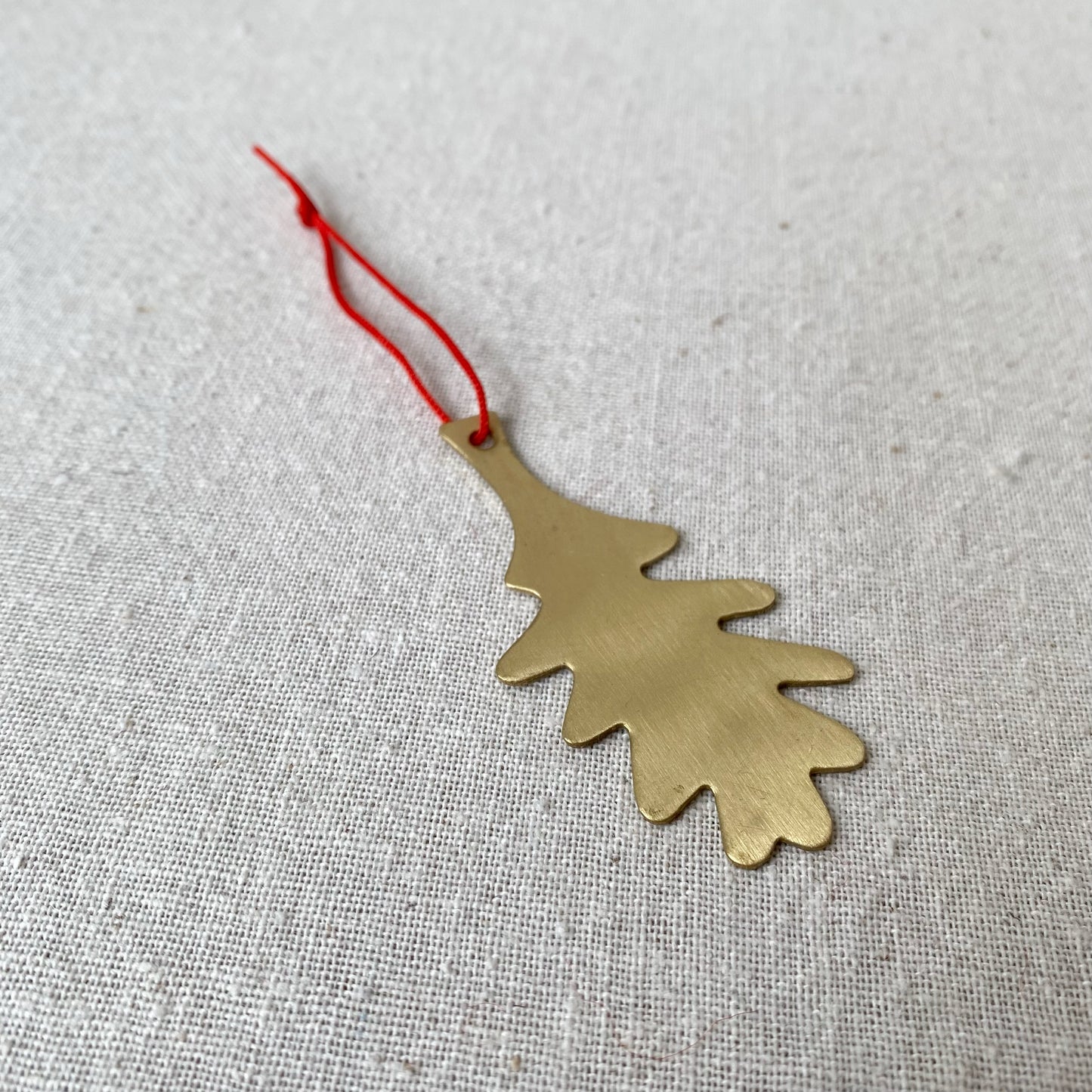 20% OFF: Brass Leaf Ornament