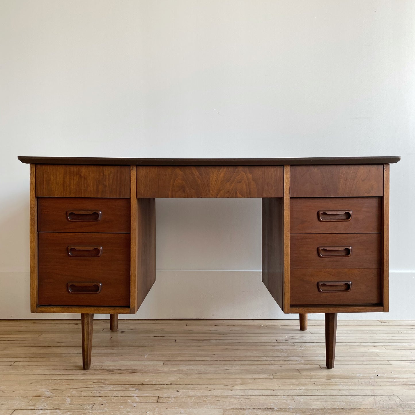Vintage Mid Century Modern Desk
