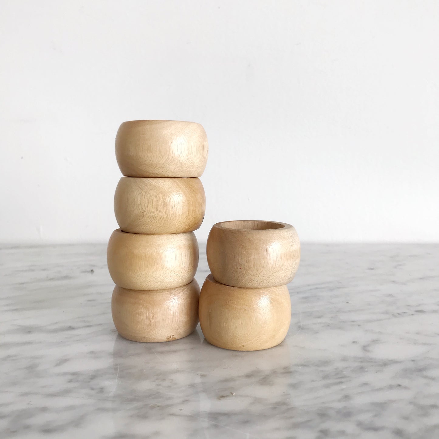 Set of 6 Vintage Wooden Napkin Rings