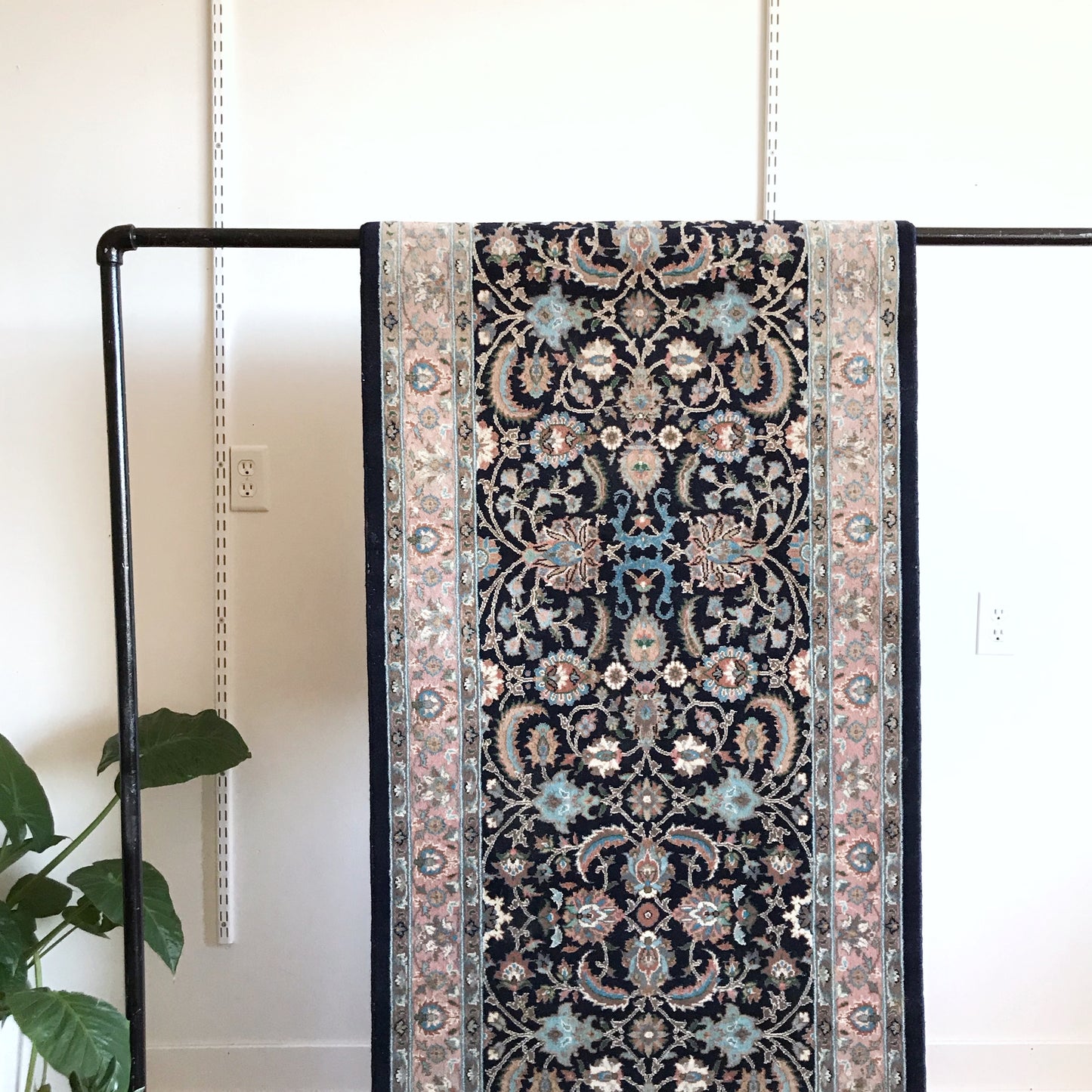 "LAURA" Handwoven Wool Runner Rug (2.6 x 10.8)