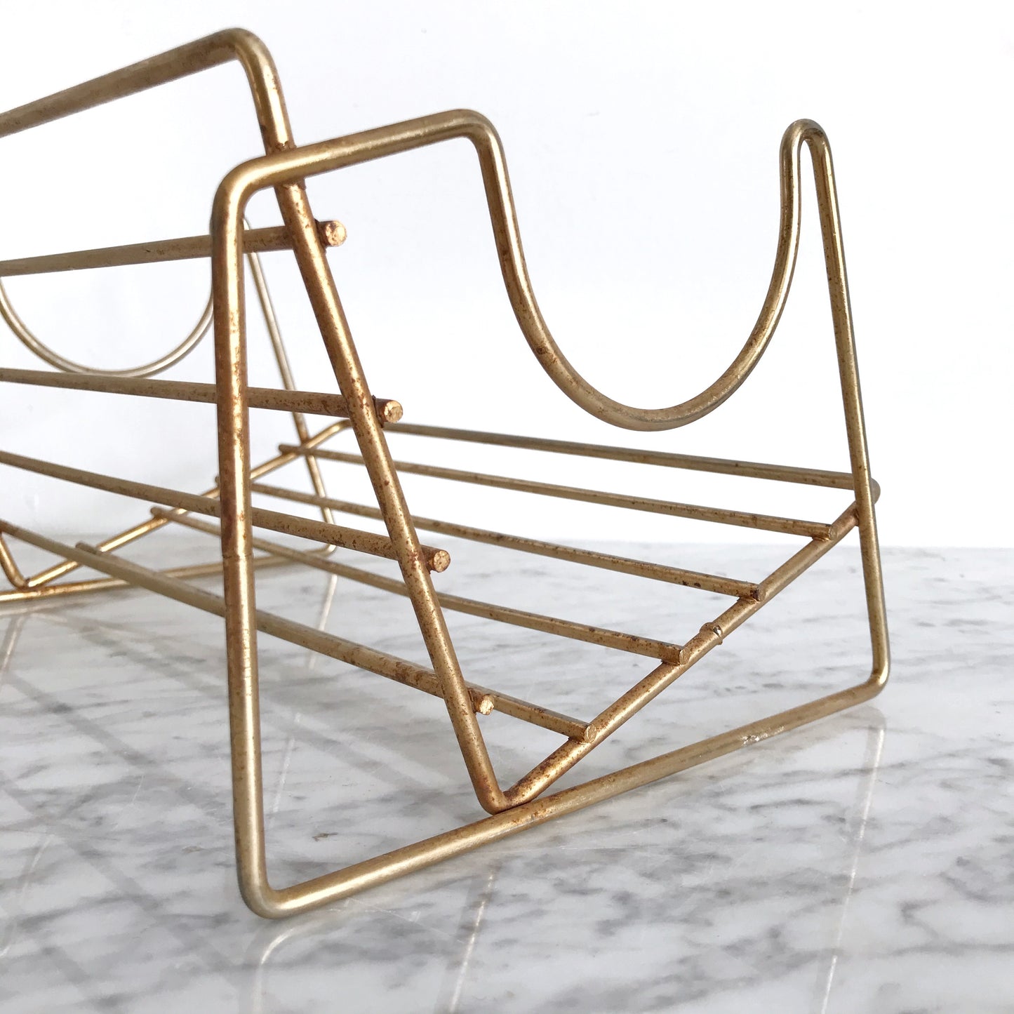Vintage Gold Wire Book Holder