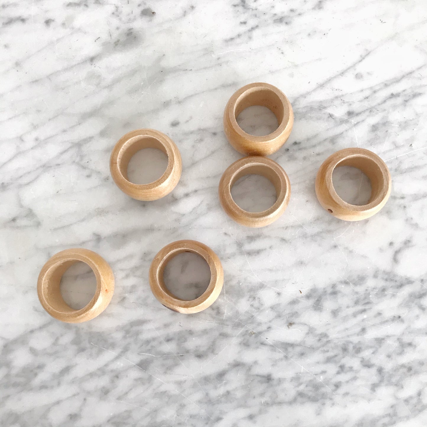 Set of 6 Vintage Wooden Napkin Rings