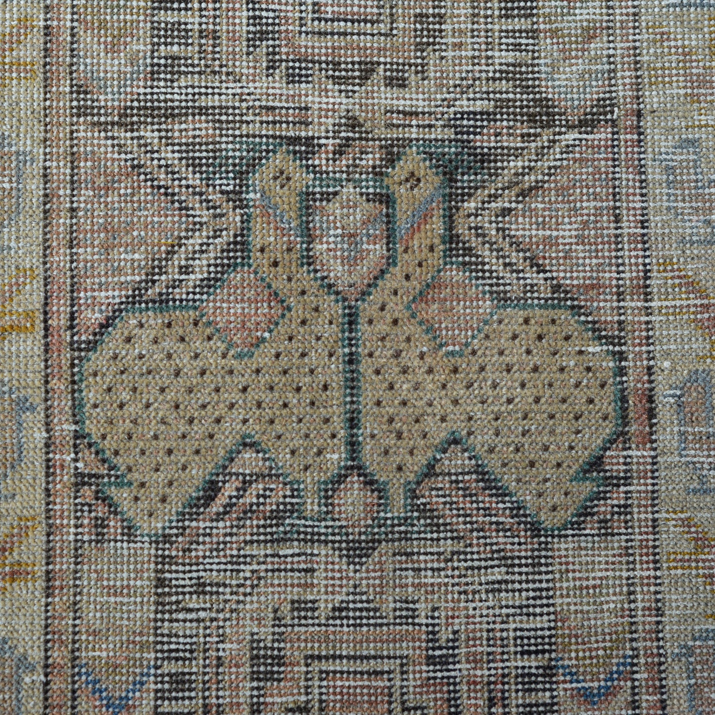 June | RUNNER | 2.2 x 6.6