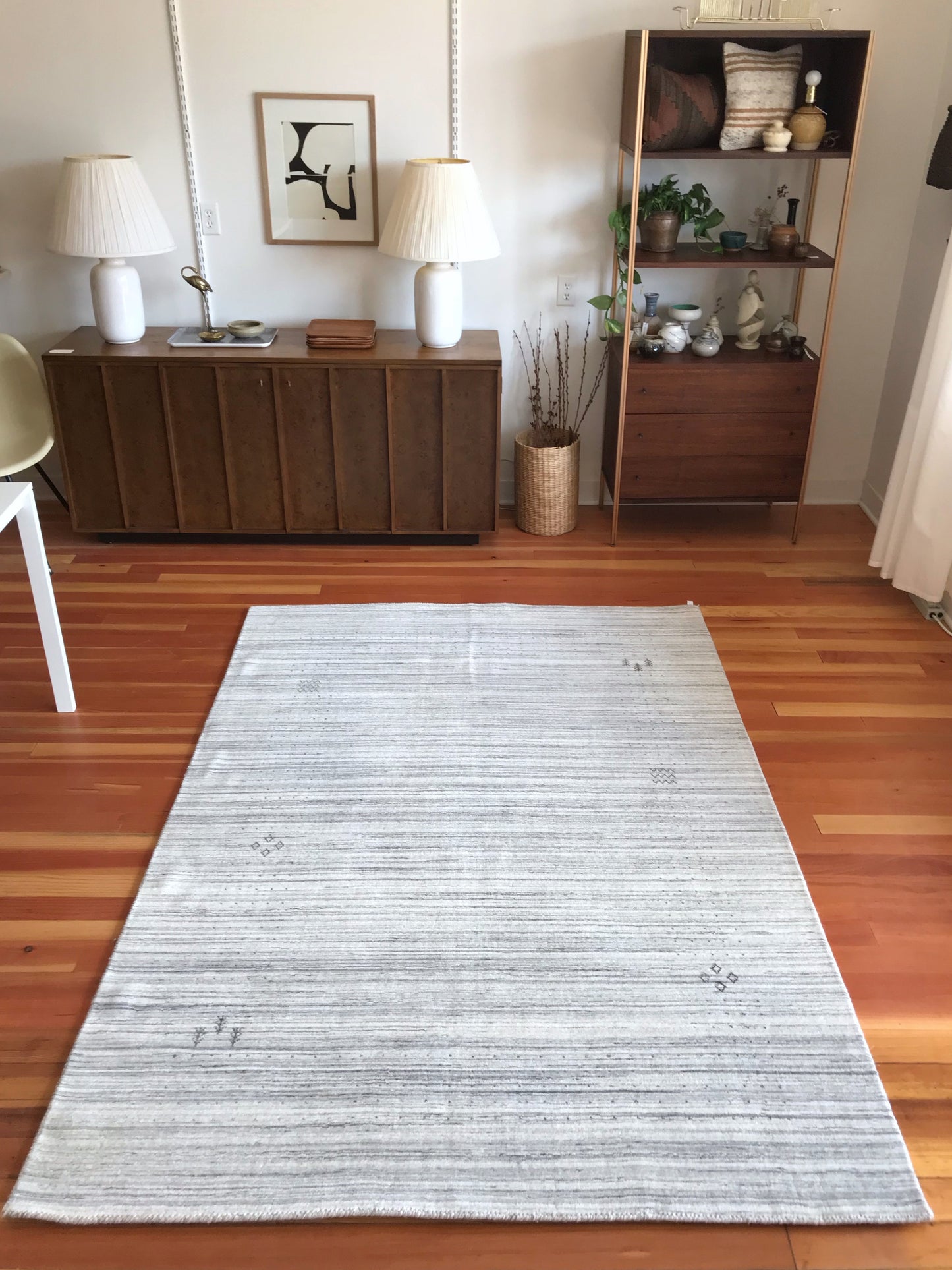 "BROOKLYN" Wool Rug (5.4 x 7.7)