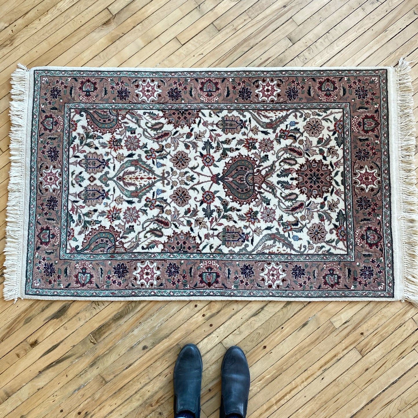 BAILEY Vintage Hand-knotted Rug (2'7" x 4'5")