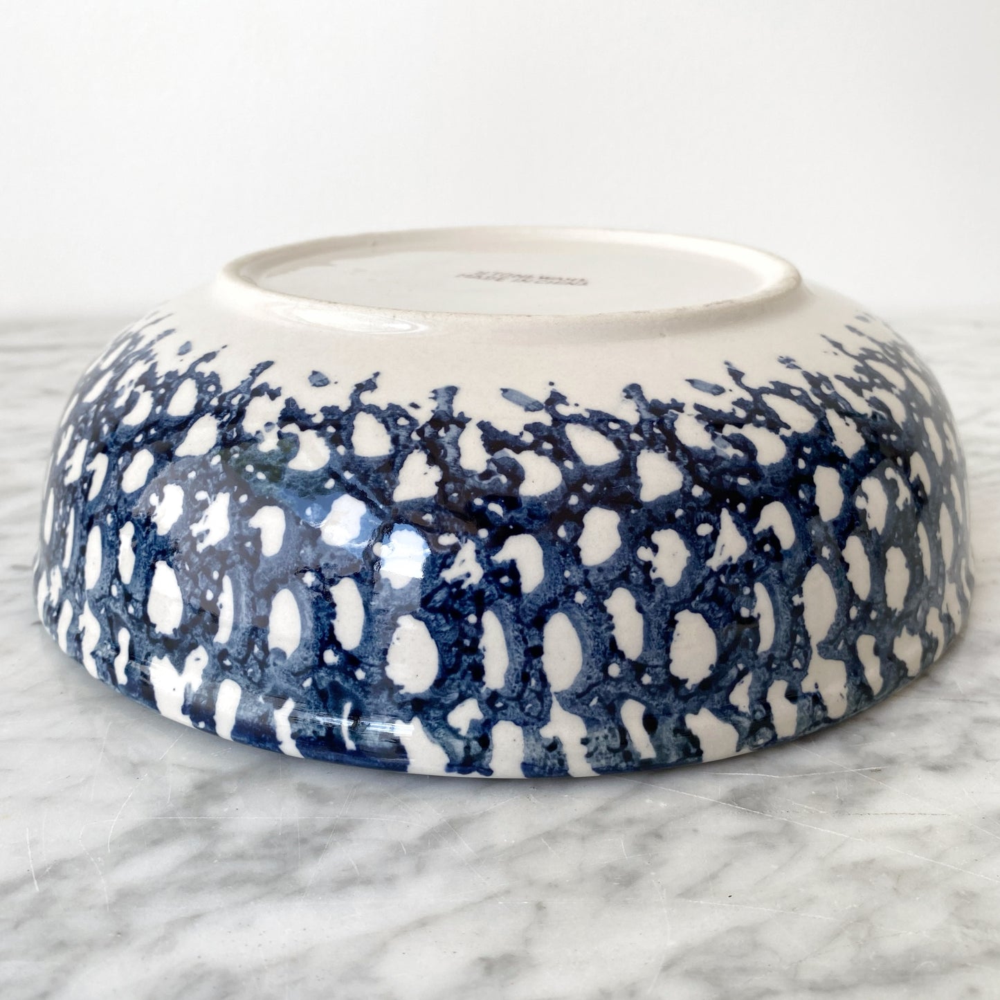 Large Spongeware / Stoneware Serving Bowl, 9”