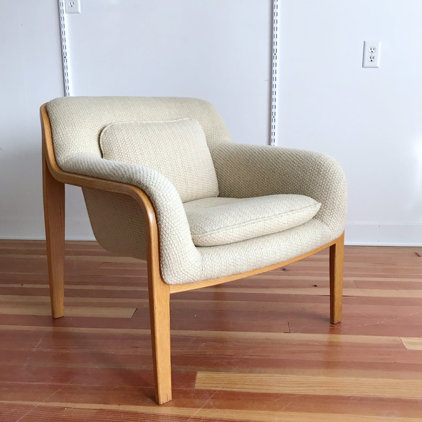 Vintage 1970’s Knoll Bent Wood Armchair by Bill Stephens