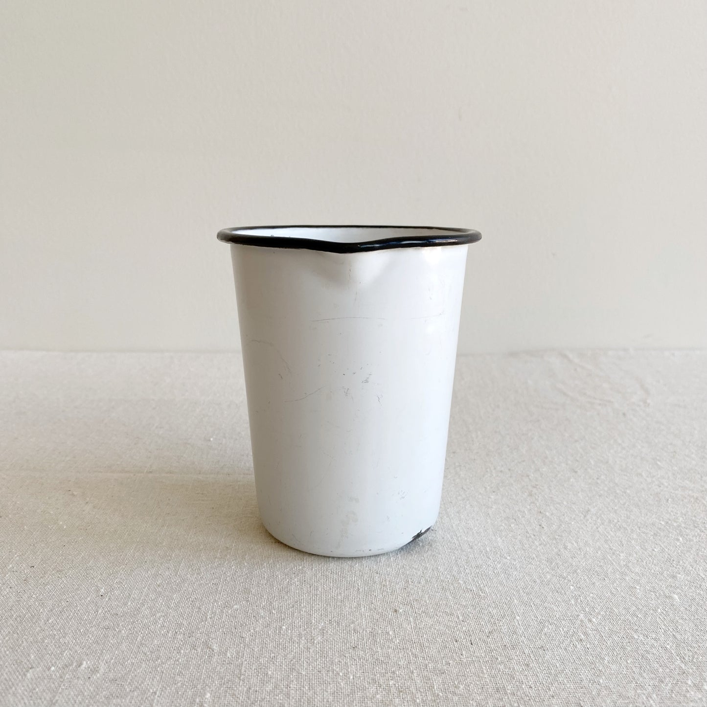Vintage Enamel Measuring Cup, 16 oz