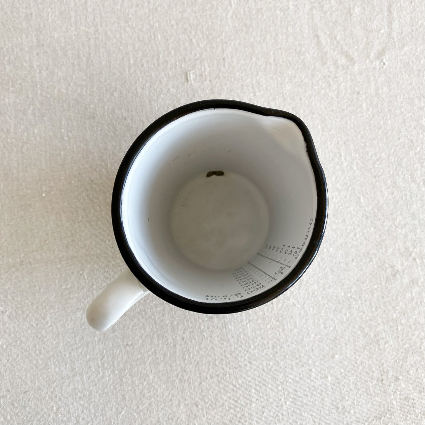 Vintage Enamel Measuring Cup, 16 oz