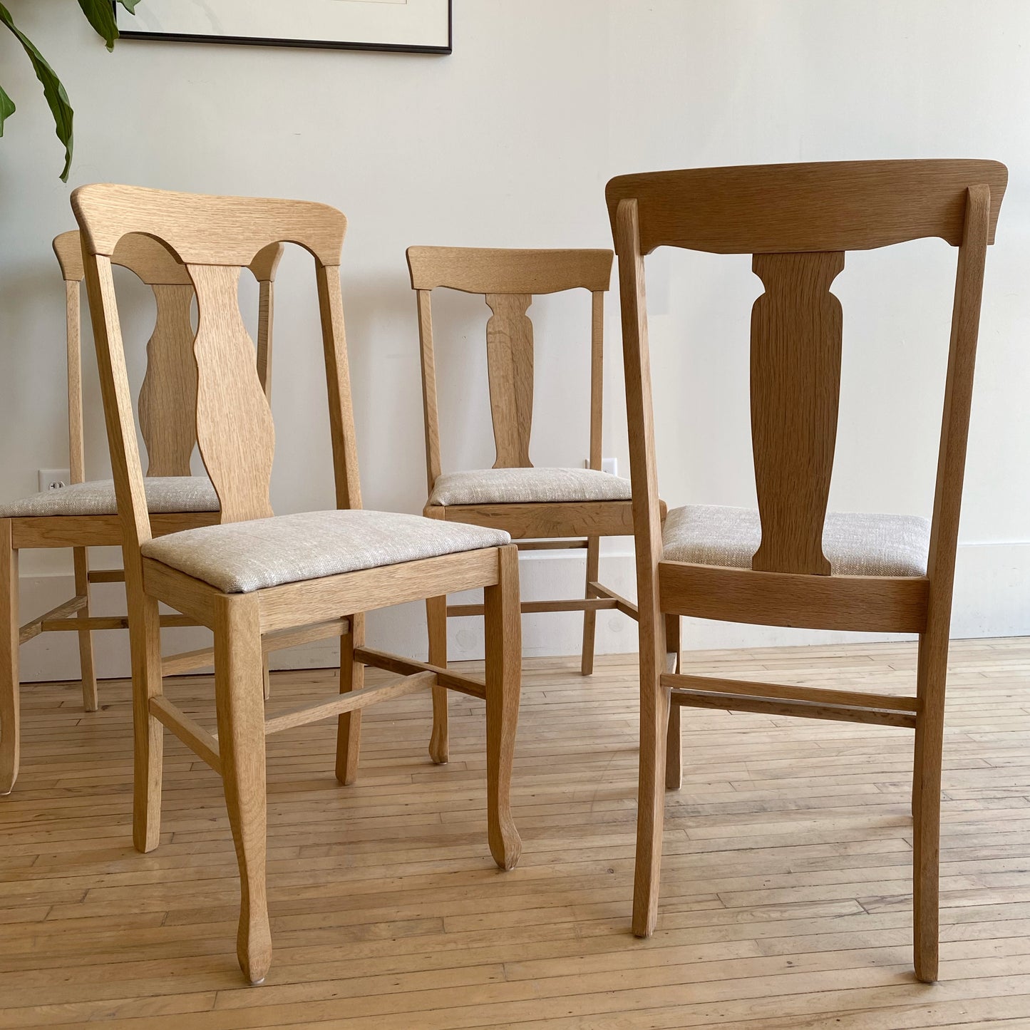 S/4 Antique Oak Dining Chairs