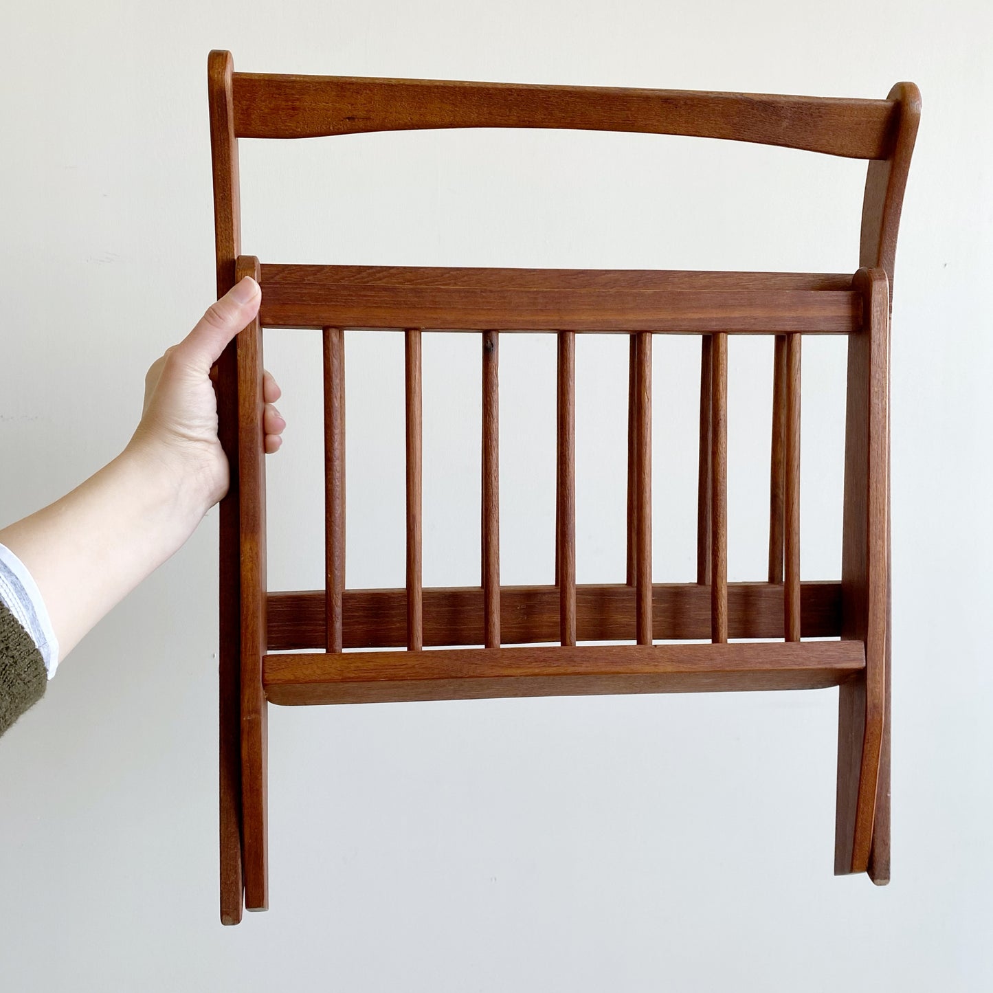 Vintage MCM Folding Magazine Rack