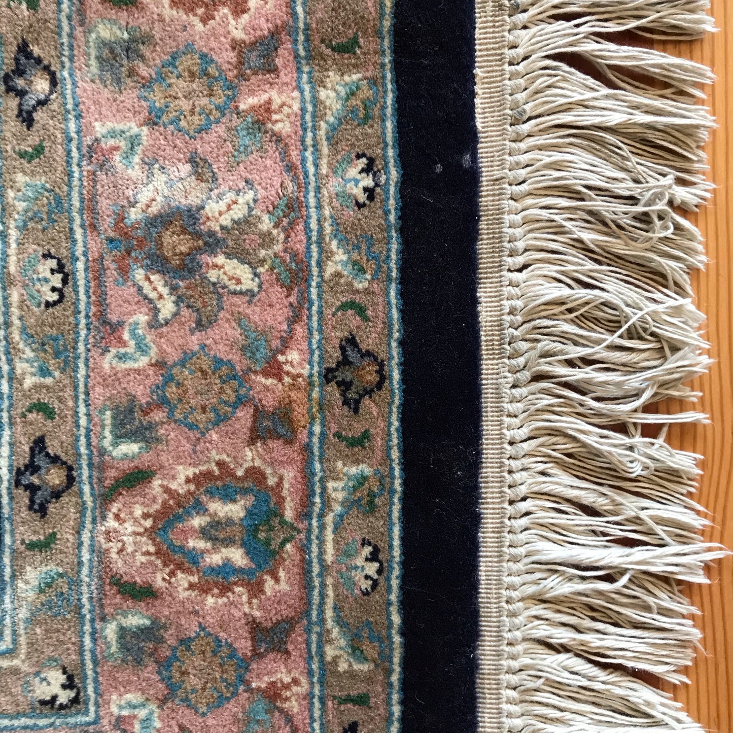 "LAURA" Handwoven Wool Runner Rug (2.6 x 10.8)