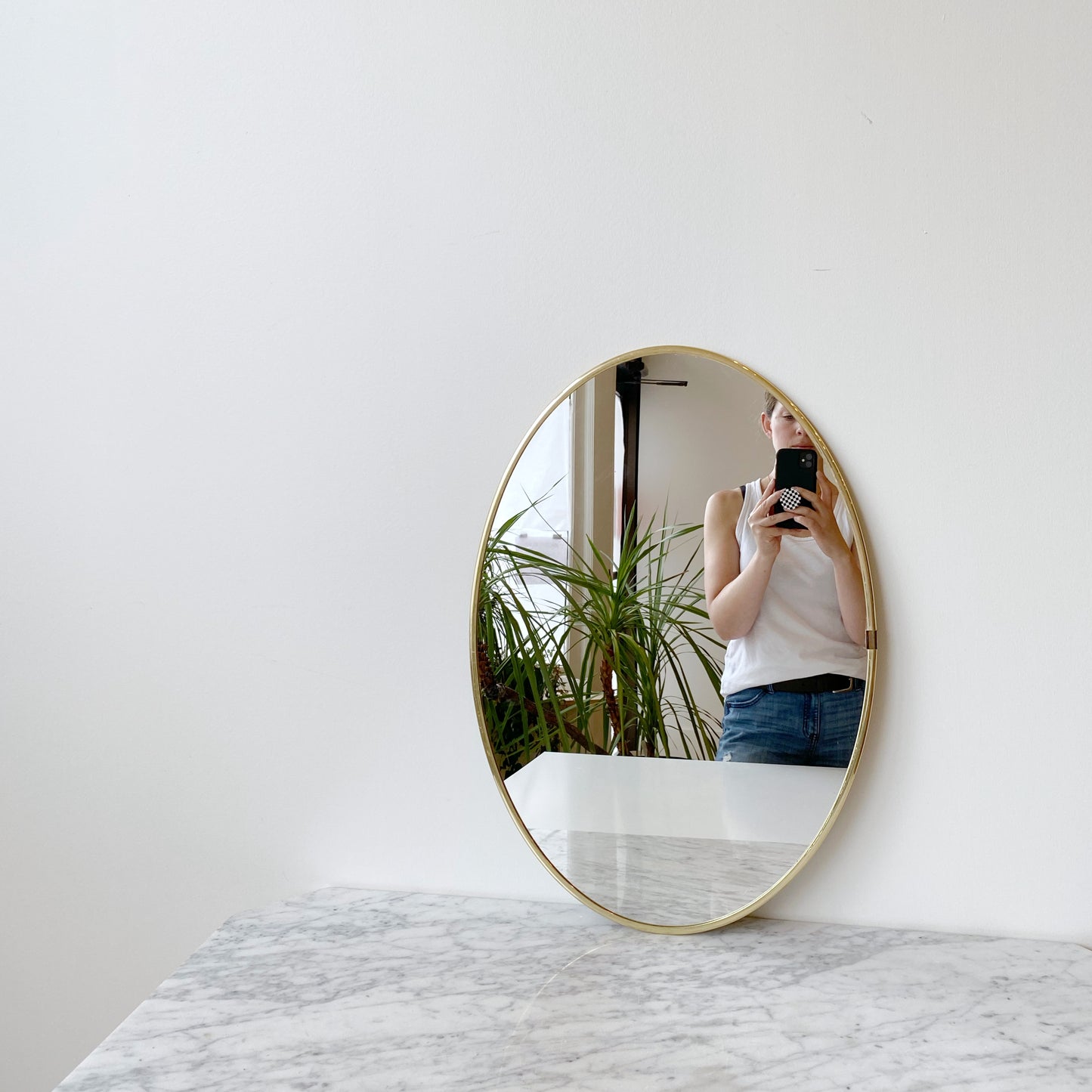 Vintage Slender Gold Framed Oval Mirror (22.5” x 15.75”)