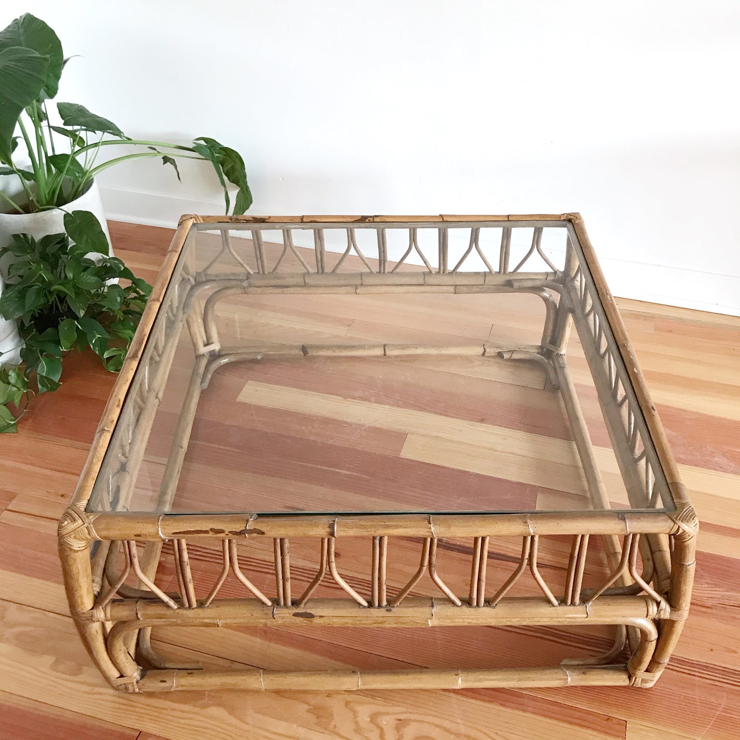 XL Vintage Rattan Coffee Table (38 x 38)