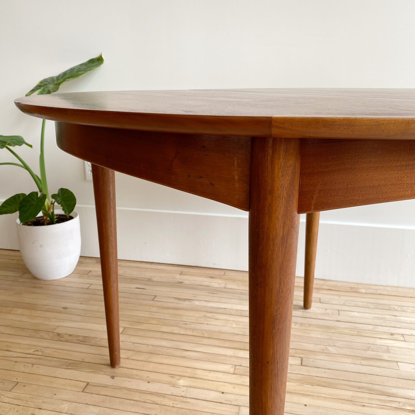 Vintage MCM 44” Round Walnut Dining Table