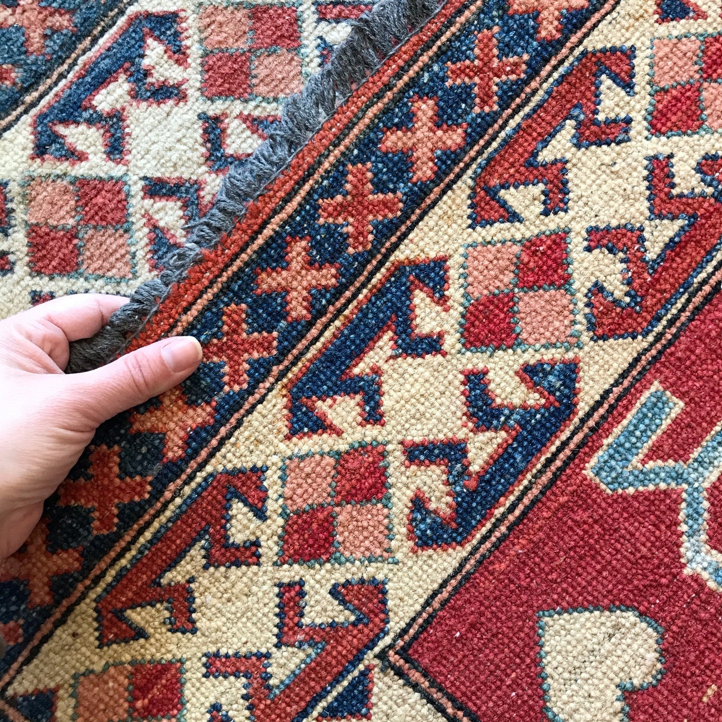 Austin | Area Rug | 3.7 x 5
