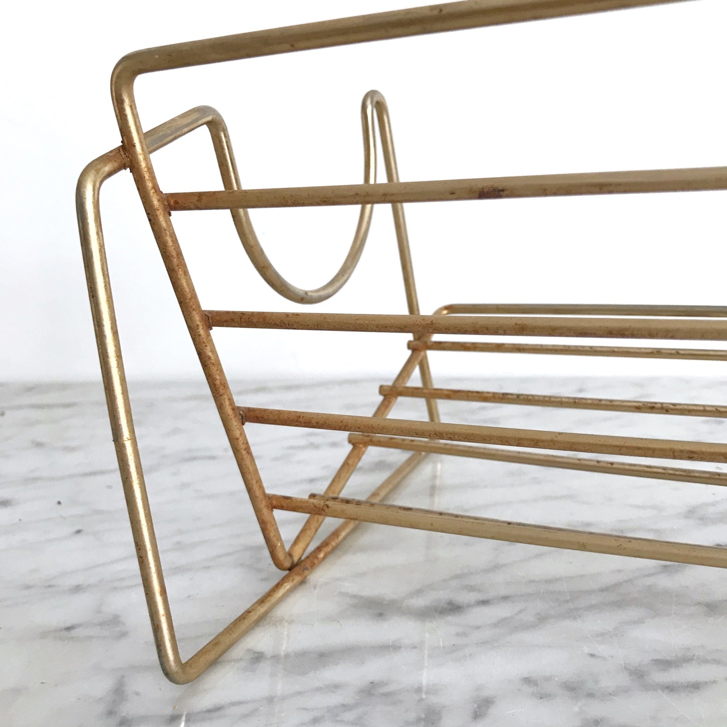 Vintage Gold Wire Book Holder