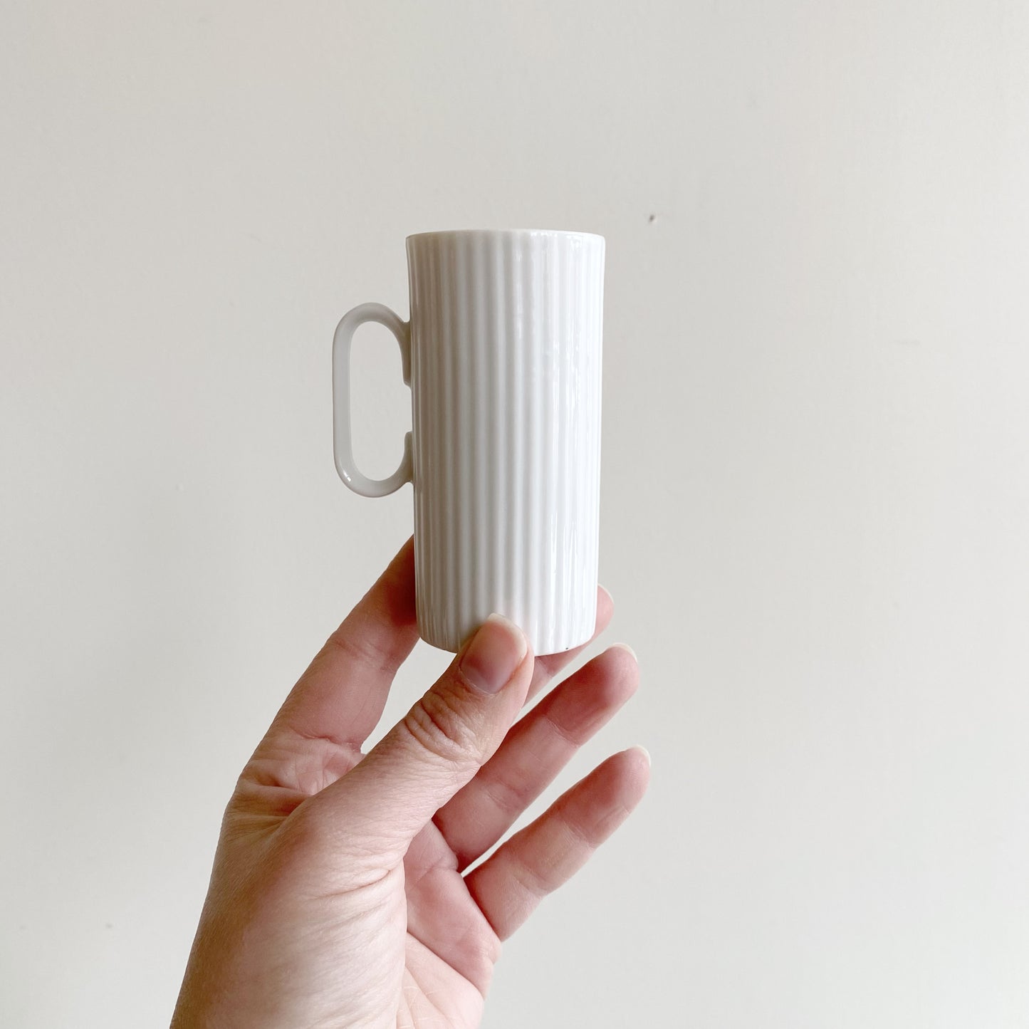 Set of 4 Ribbed Porcelain Espresso Cups