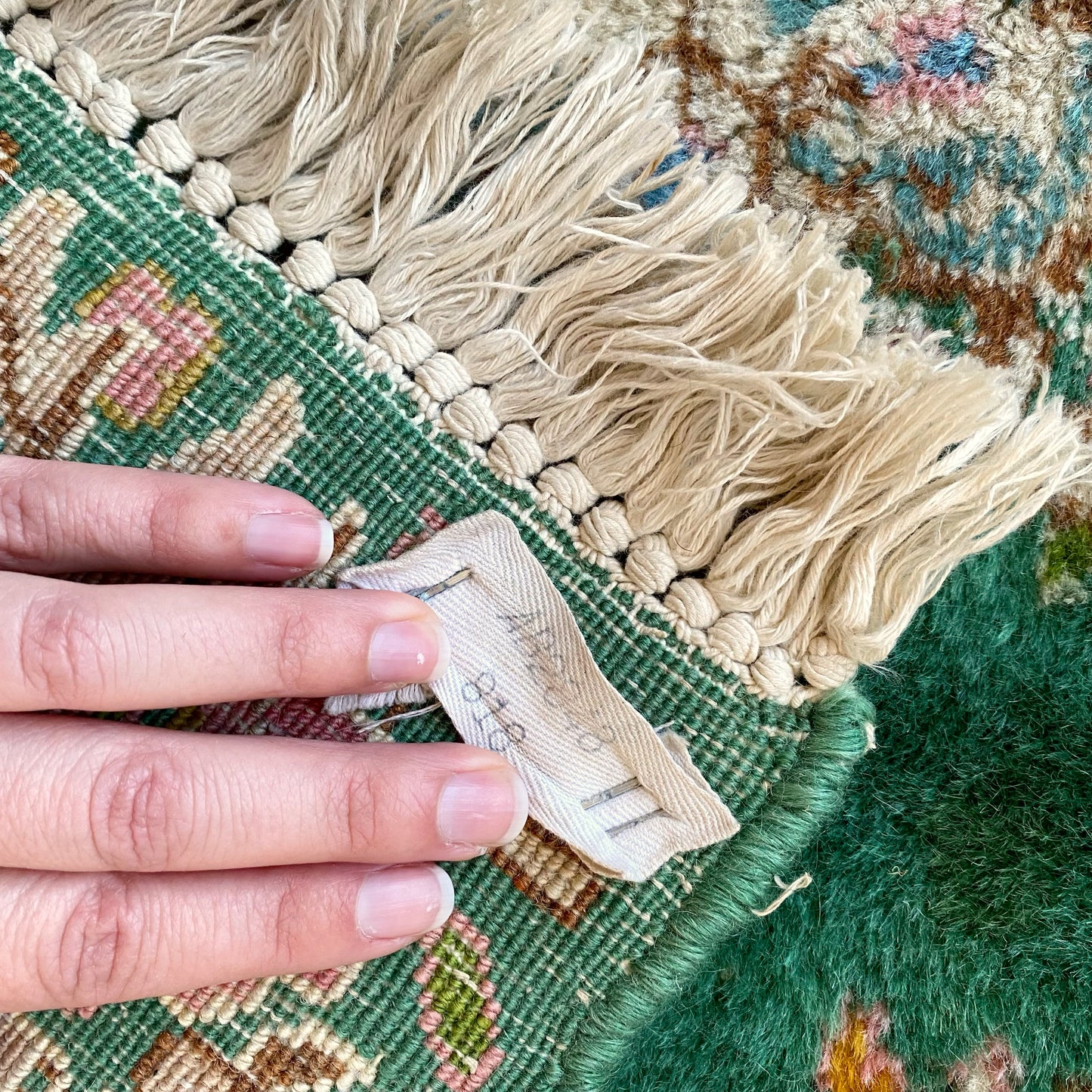 Vintage Hand-knotted Oriental Rug (24” x 49”)