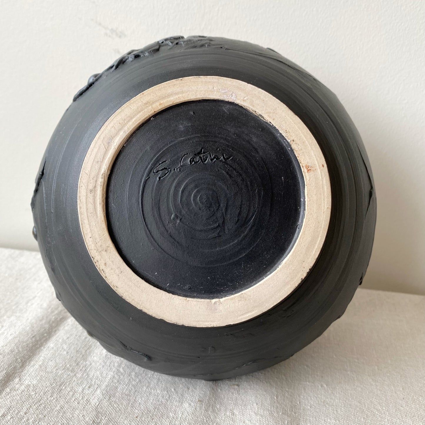 Pottery Piece by Catrin Magnusson