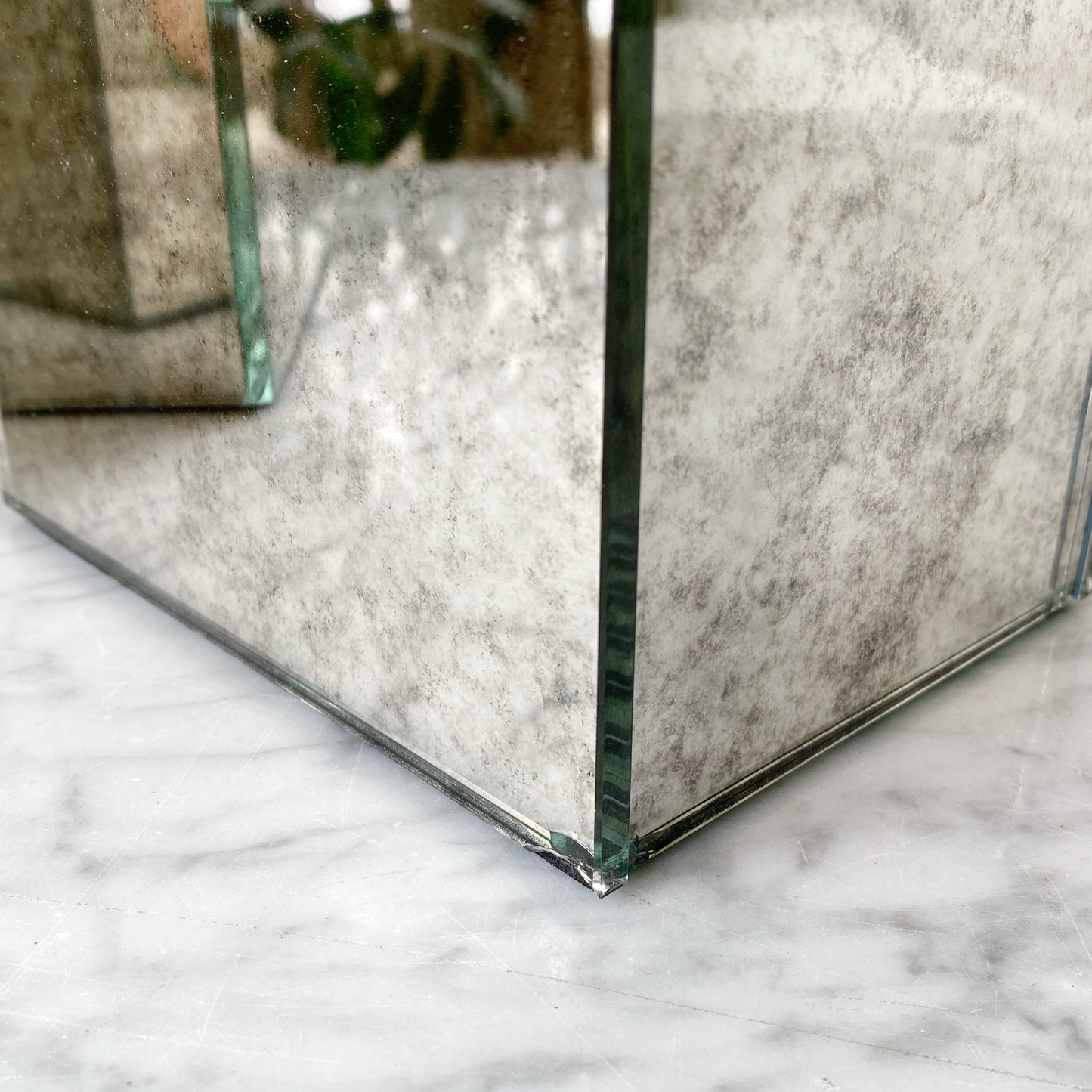 Pair of Sleek Marbled Glass Table Lamps