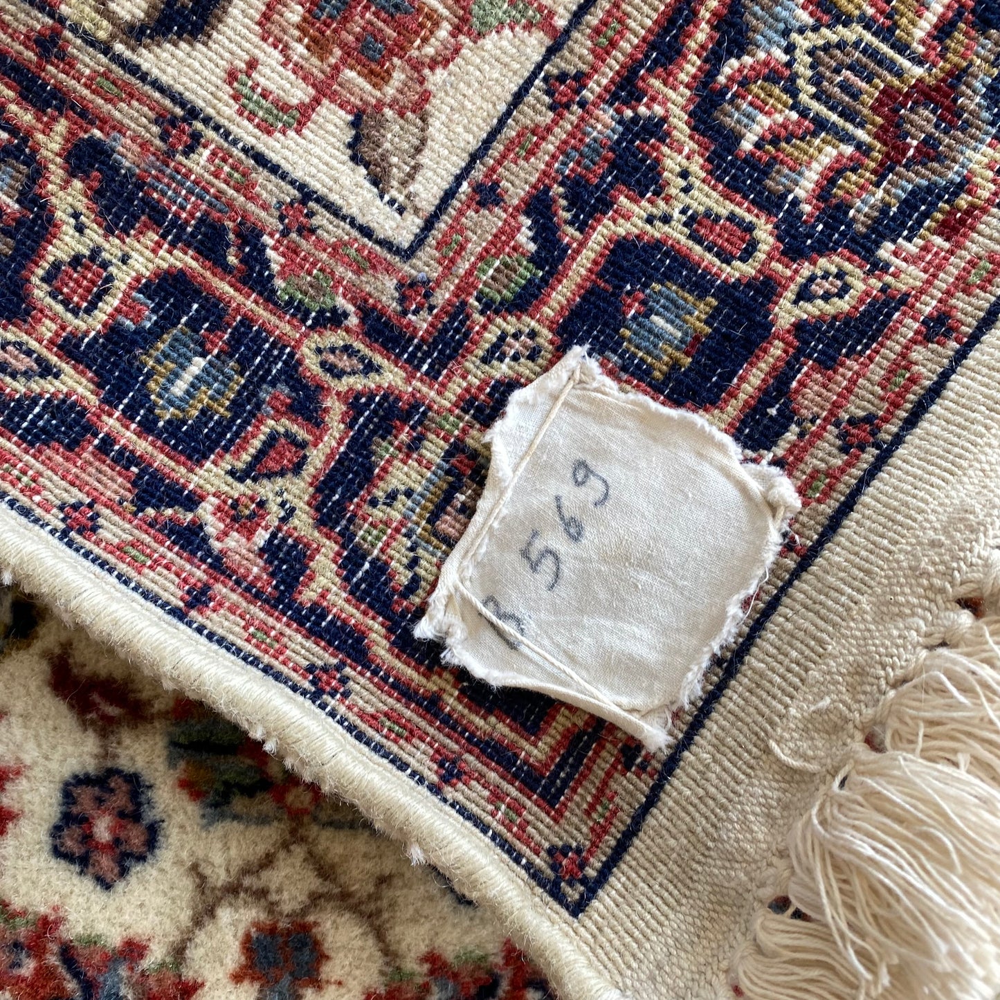 Vintage Floral Accent Rug (3.2 x 2)