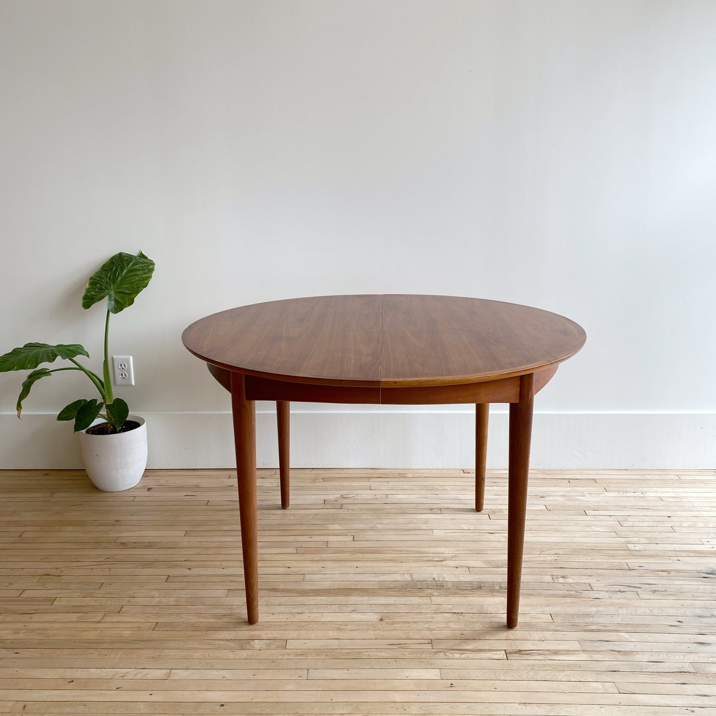 Vintage MCM 44” Round Walnut Dining Table