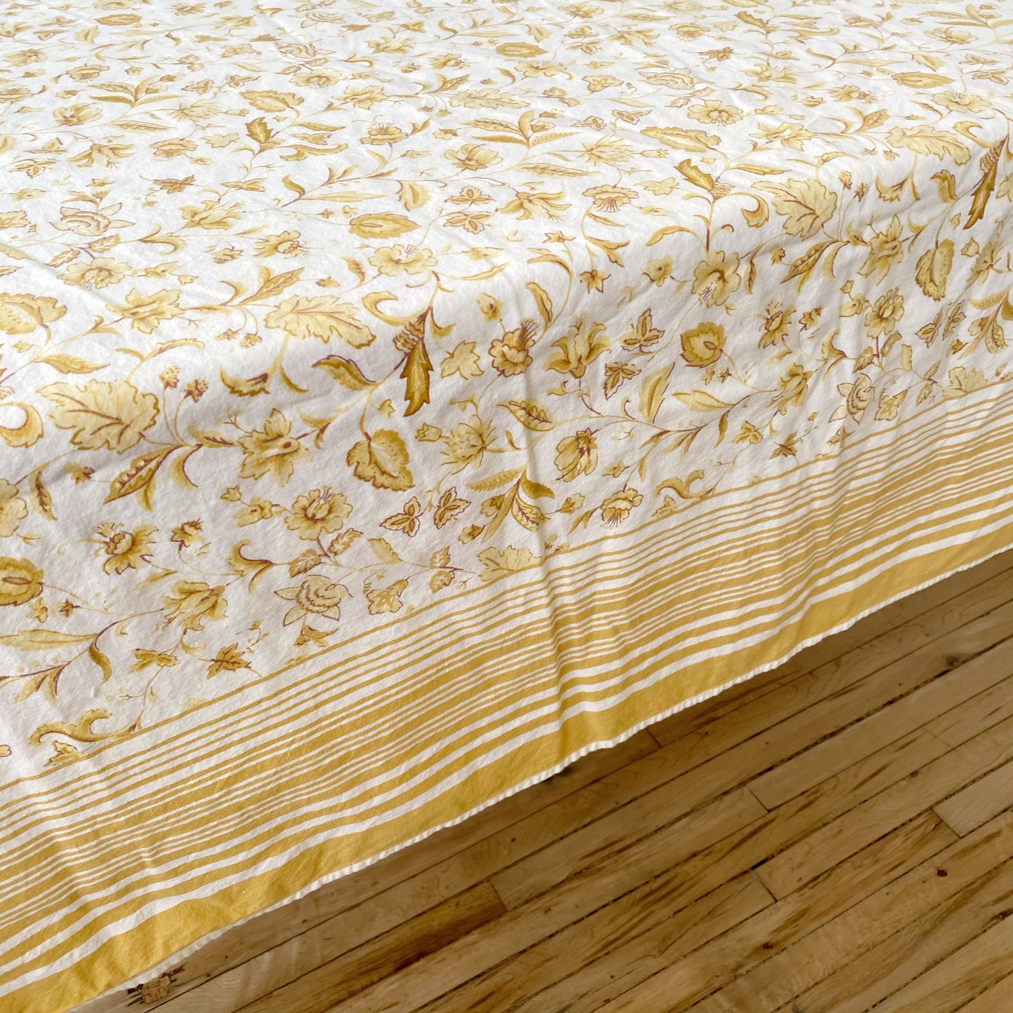 Vintage Yellow Floral Cotton Tablecloth (70 x 108)